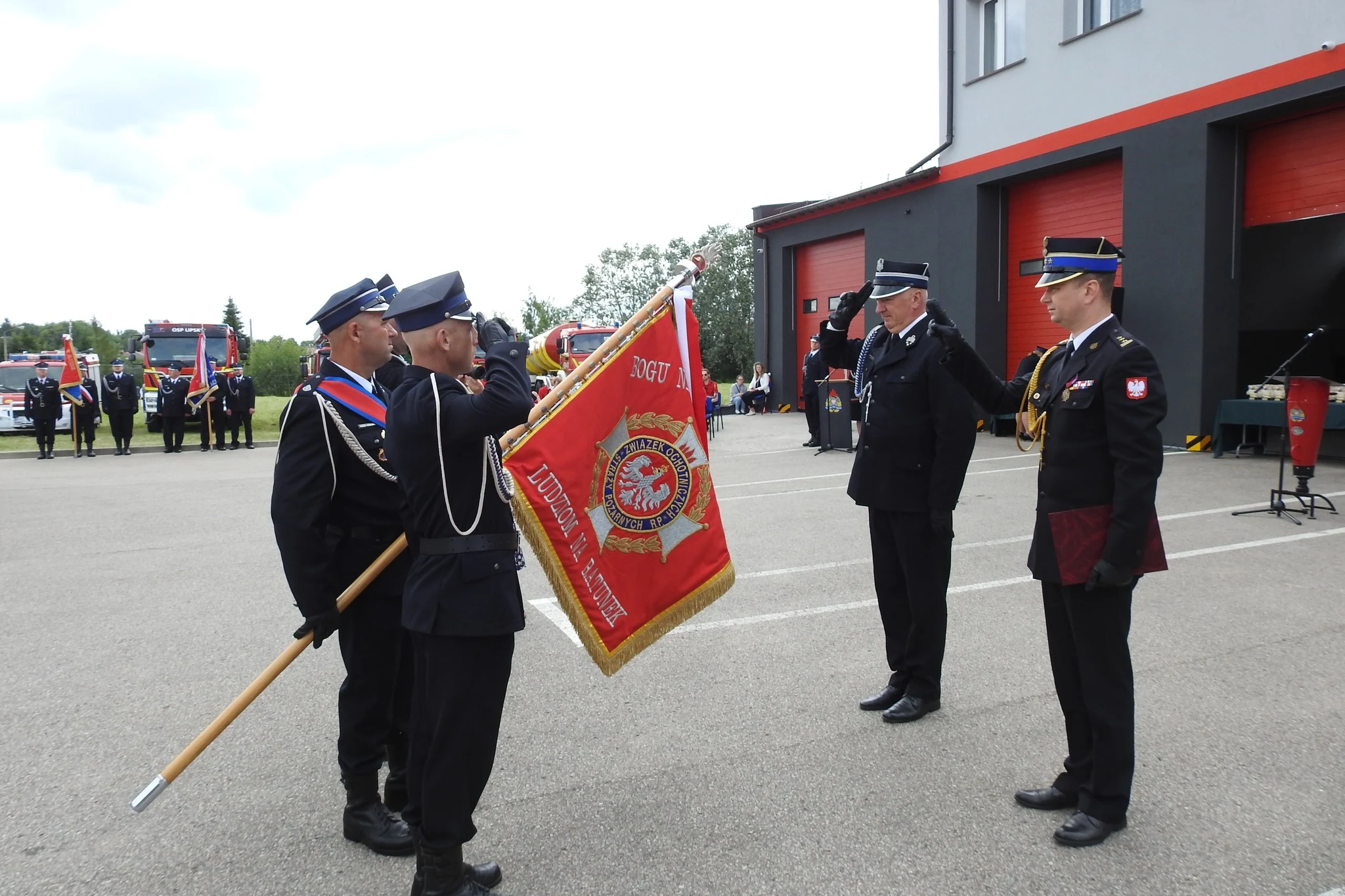 100-lecie OSP Lipsk – fotorelacja z jubileuszowych obchodów — zdjęcie 46